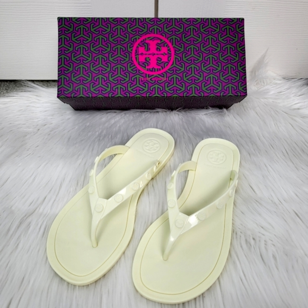 NIB TORY BURCH Ivory Studded Logo Jelly Flip Flop Sandal Shoe Size 7